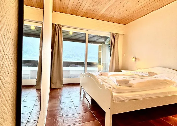 Faleide Grandview Apartamento *